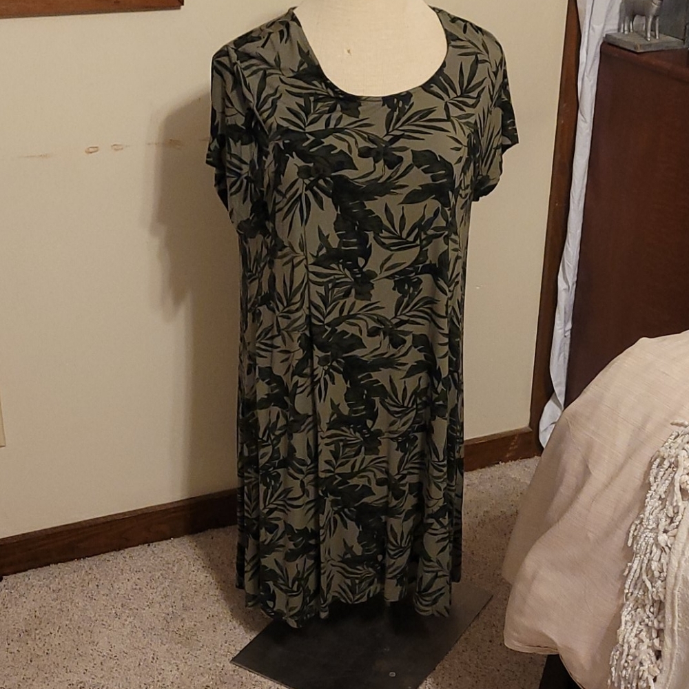 Old Navy print dress